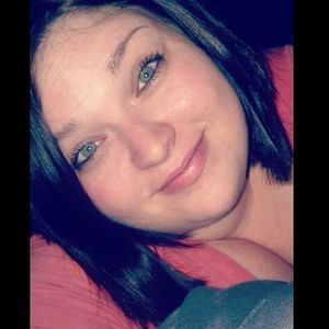 Meet your Posher, Brittani